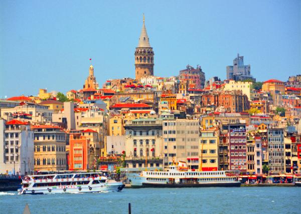 2015-06-23_Galata Tower, a 14th-entury Genoese Stone Tower for the Legendary Flight of Hezarfen Ahmet Çelebi, the Romantic Marriage Myth in 1632-10001.jpg