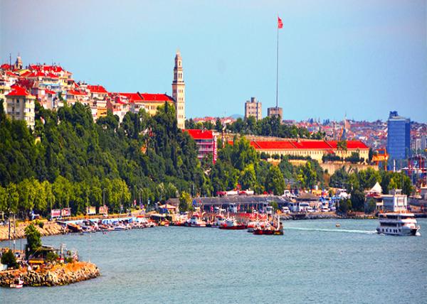 2015-06-23_Selimiye Barracks, Historically Significant as a British Military Hospital during the Crimean War.jpg