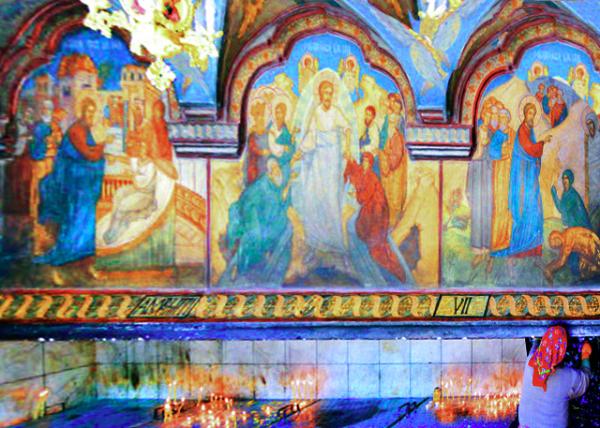 2015-06-24_Romanian Patriarchal Cathedral_Incense Burners ��¯-90001.JPG