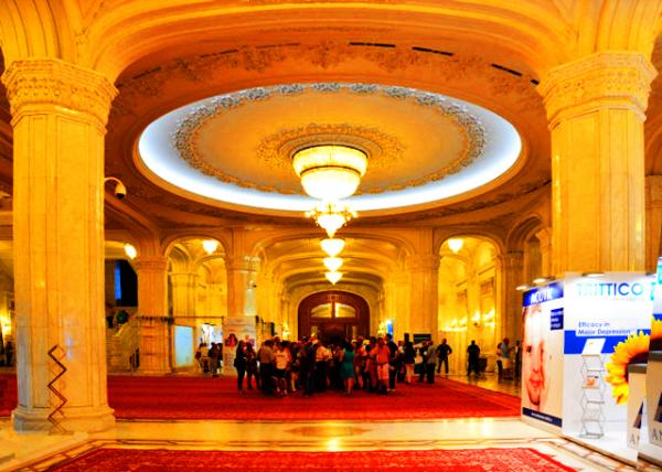 2015-06-24_Palace of Parliament-70001.JPG