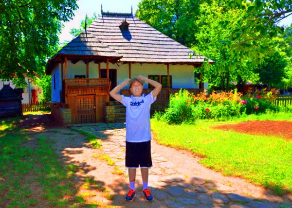 2015-06-24_Dimitrie Gusti National Village Museum_19C Traisteni Household 1937 ʮ����������˹��������-1.0001.JPG