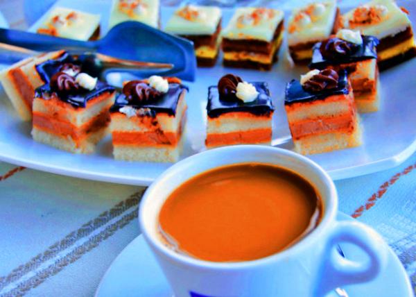 2015-06-25_Restaurant Emona_Afternoon Tea ���0001.JPG