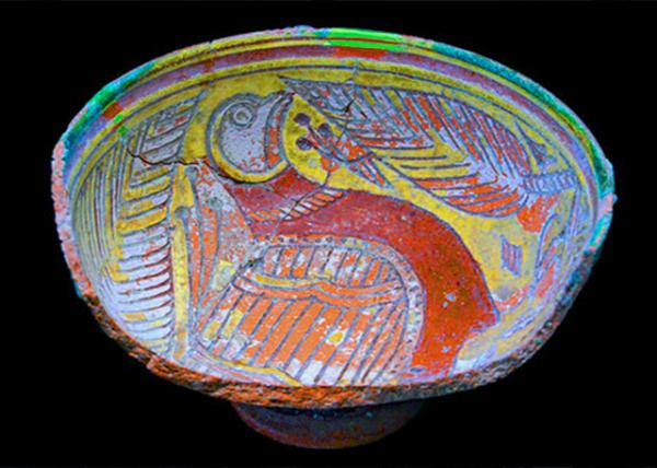 2015-06-25_Ceramic Vessel w Graffito Decoration-1.jpg