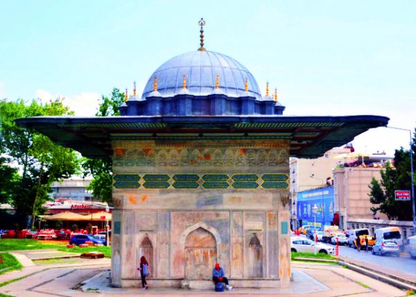 2015-06-26_Tophane Fountain ��е��㳡��Ȫ0001.JPG