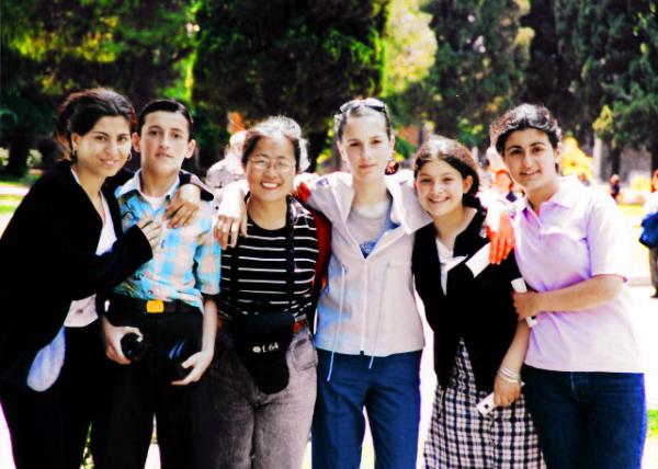 2001-05-24_Istanbul_Teens0001.JPG
