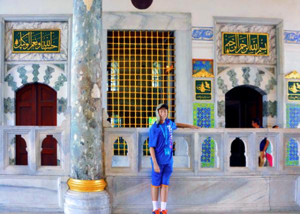 2015-06-27_3rd Courtyard_Main Entrance to Adience Chamber w Small Fountain of Suleiman I to the Right & Large Gifts Window to the Left ���������ڡ���������СˮȪ���������0001.JPG