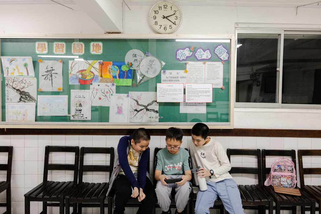 ��˹�سǵ�̨���WУ������һ�����[��ĺ��ӂ���ԓ��λ춰�����|��߅������һ�����ж�Ԫ�Ļ����̘I��患����������̨������^��