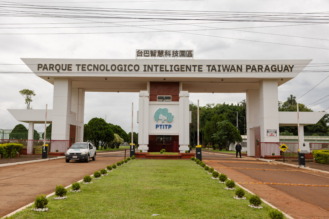 ���������ӹ��K�У�һ��ּ�ڴ��M̨���c�������p߅�������a�I���ºͼ��g�����Ĺ��I�@�^��