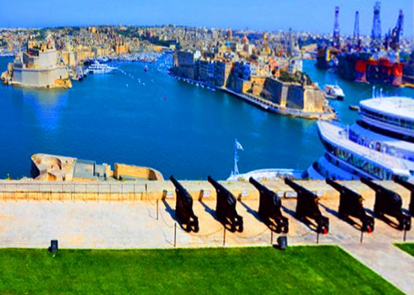 2015-07-01_Valletta_Saluting Battery & Fort Saint Angelo_Backfdrop of Game of Thrones ������̨��ʥ�����層����Ȩ������Ϸ��ȡ����0001.JPG