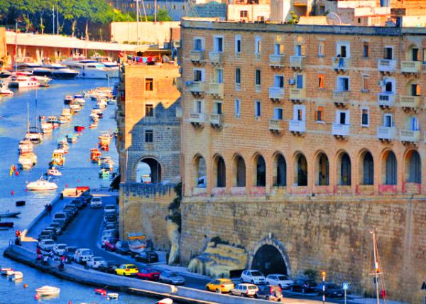 2015-07-01_Valletta_Grand Harbour_Waterfront-30001.JPG