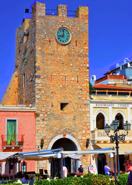 2015-07-02_Taormina_Porta di Mezzo ����-10001.JPG