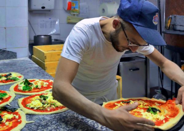 2015-07-03_Pizzeria Brandi_Pizza Margherita �������Ƥ��-30001.JPG