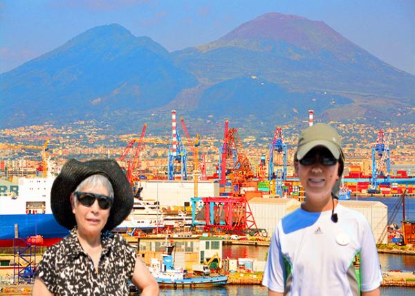 2015-07-03_Mt Vesuvius in Distance ����Ϊά������ɽ-10001.JPG