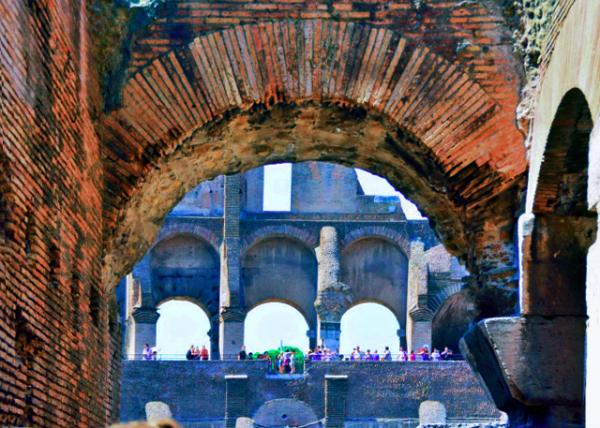 2015-07-04_Colosseum_The Roman Emperor��s Boxes �������ʵ۰���-100001.JPG