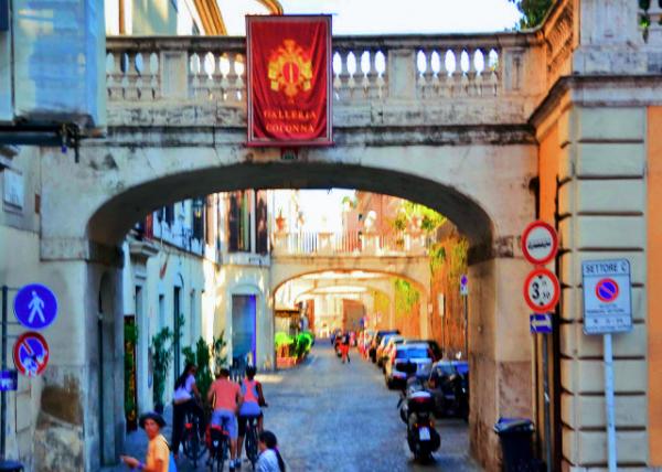 2015-07-04_Rome_Via della Pilotta Ƥ����-30001.JPG