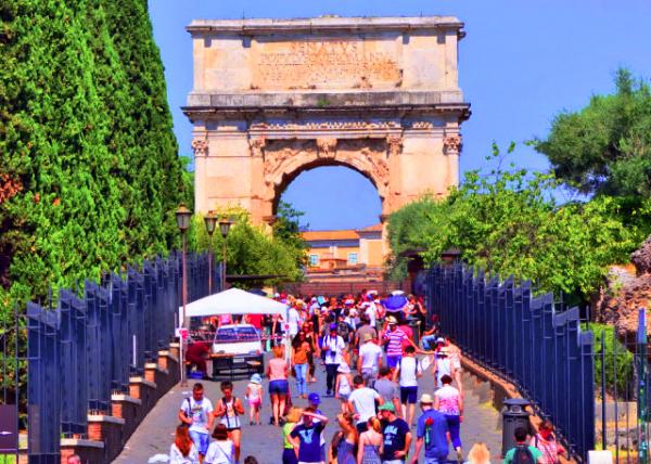 2015-07-04_Arco di Tito ��D˹�P���T 0001.JPG