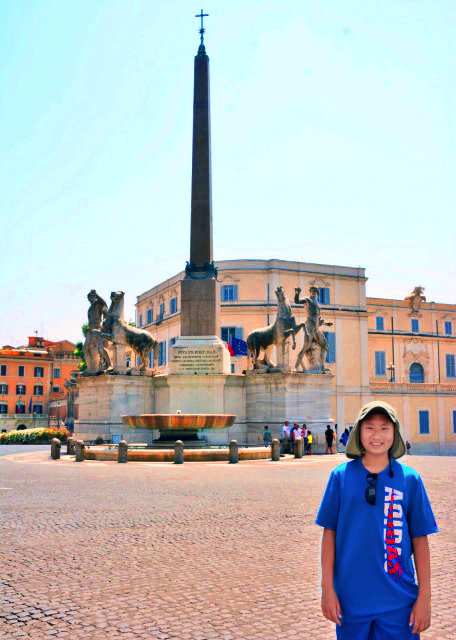 2015-07-05_Piazza del Quirinale_Fontana dei Dioscuri & Obelisk Quirinale ��ͳɽ�㳡���ٸ���Ȫ����ͳɽ���Ɱ0001.JPG