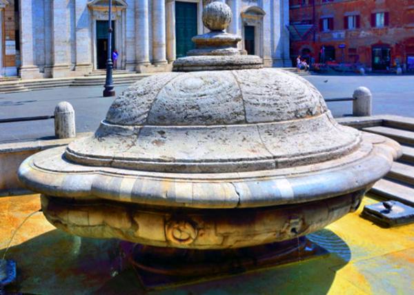 2015-07-05_Santa Maria in Vallicella_Fontana delle Terrina @ Piazza della Chiesa Nuova �½��ù㳡��������Ȫ-20001.JPG