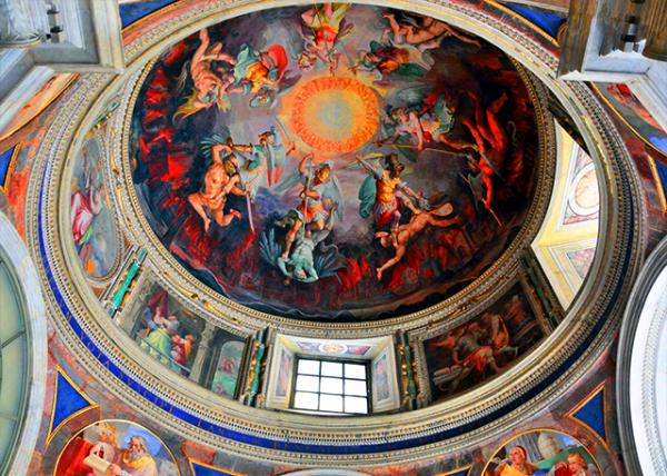 08_2015-07-04_Vatican Museums_Ornate Ceiling Painted Dome Cupola Angels Fighting Demons0001.jpg