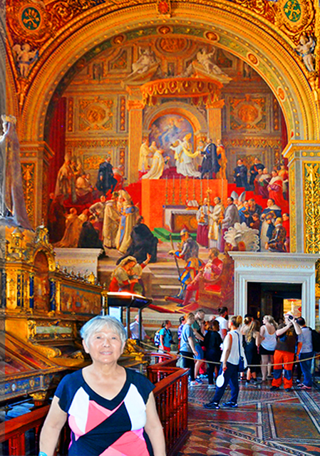 12_2015-07-04_Vatican Musuem_ Gallery of the Tapestries-10001.jpg