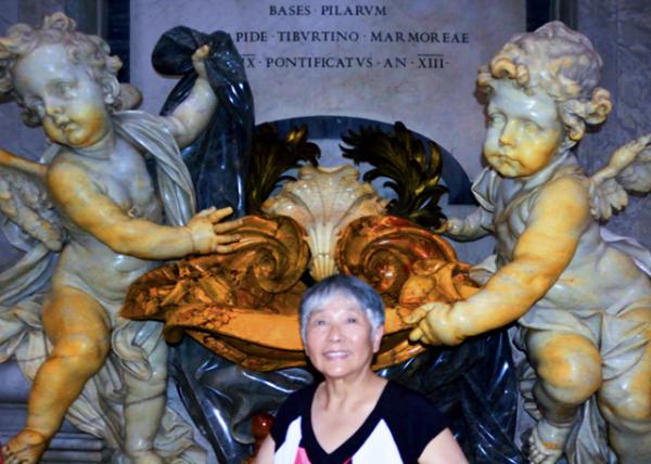 13_2015-07-04_Vatican_ Holy Water Basin in St. Peter's Basilica0001.jpg