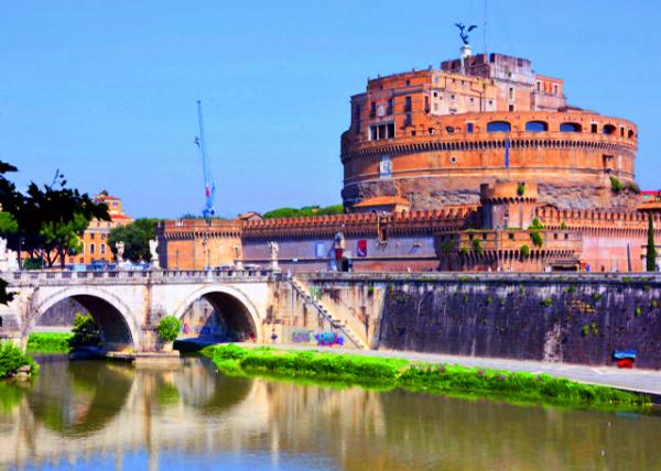 02_2015-07-05_Castel Sant'Angelo over the Tiber  ̨������ʥ��ʹ�Ǳ�-20001.JPG
