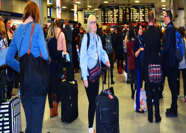 2016-03-25_New York Penn Station ŦԼ��Ϧ�����ǳ�վ0001.JPG