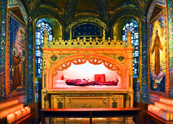 2016-03-24_St. Francis of Assisi Church_Transept ����0001.JPG