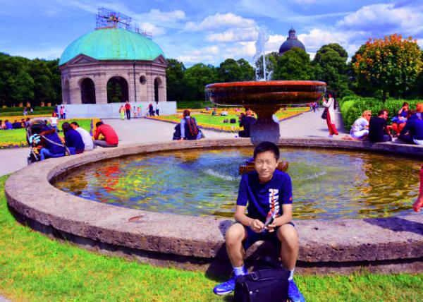 2017-07-01_Hofgarten_Diana Pavilion & Fountain ������԰���Ұ���ͤ����Ȫ0001.JPG