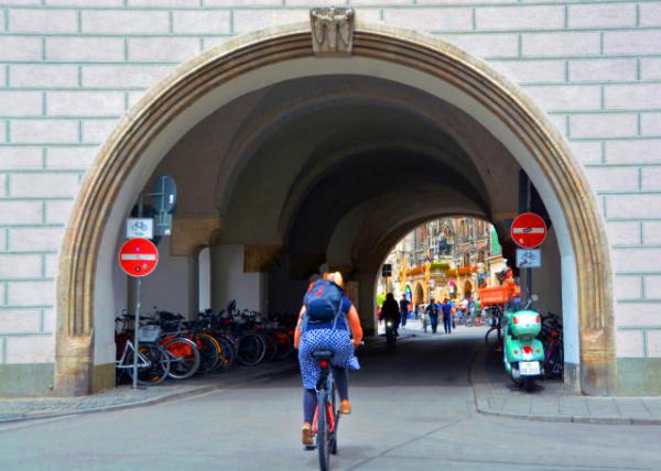 2017-07-03_Altes Rathaus_Talburgtor �������T0001.JPG