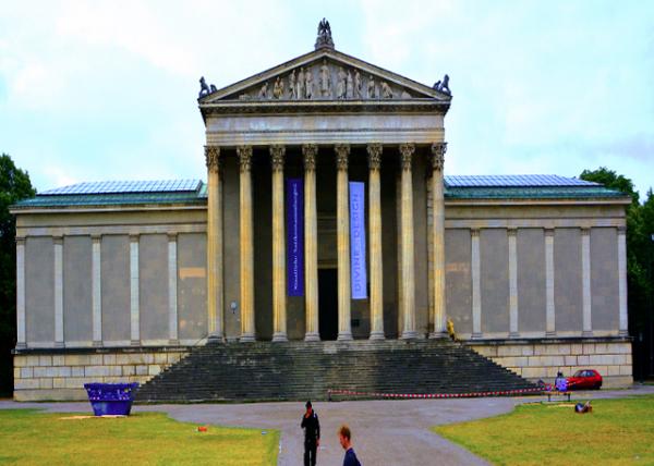 2017-07-03_Museum_Staatliche Antikensammlungen ���ҹŵ���Ʒ���й�-10001.JPG