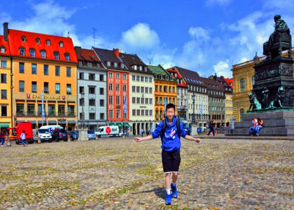 2017-07-03_Max-Joseph-Platz_Residenzstraße ���m���-10001.JPG
