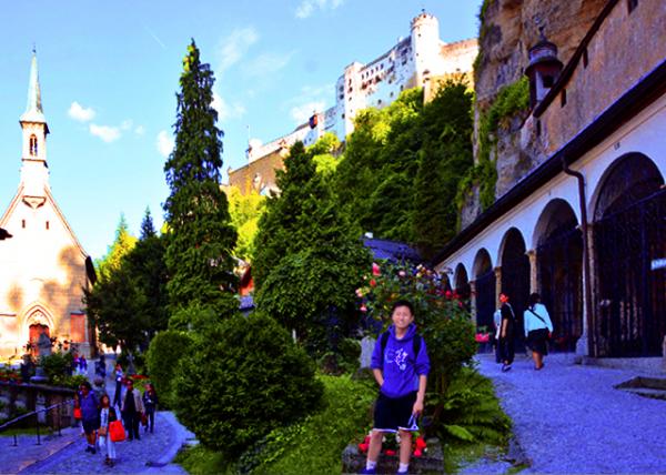 2017-07-03_St. Peter's Monastery & Cemetery or Petersfriedhof-10001.JPG