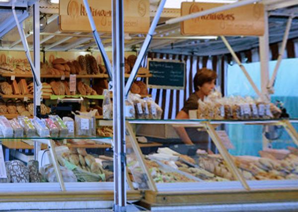 2017-07-04_Universitätsplatz_Bread ��ѧ�㳡�����̯0001.JPG