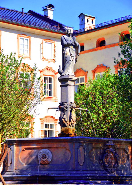 1778009847976818.jpg 2017-07-04_Stift Sankt Peter_Fountain 喷泉0001.JPG