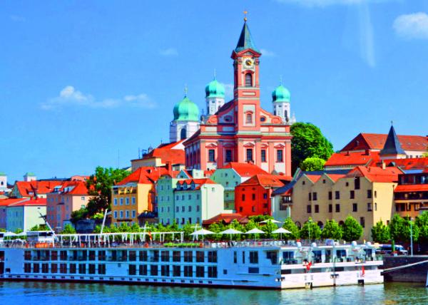 2017-07-05_Passau_Façade of St. Paul ʥ���޽��ý������á����-20001.JPG