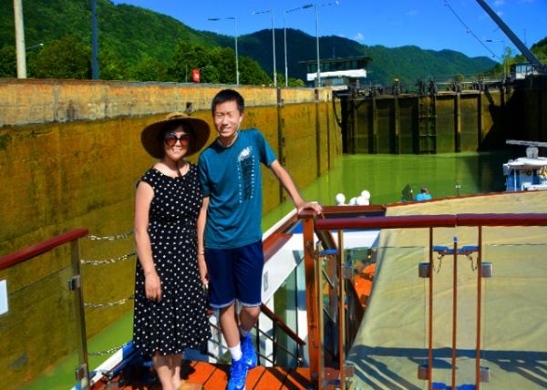 2017-07-06_DE_Jochenstein Lock, a Unique Border Crossing between Bavaria, Germany, & Upper Austria0001.jpg