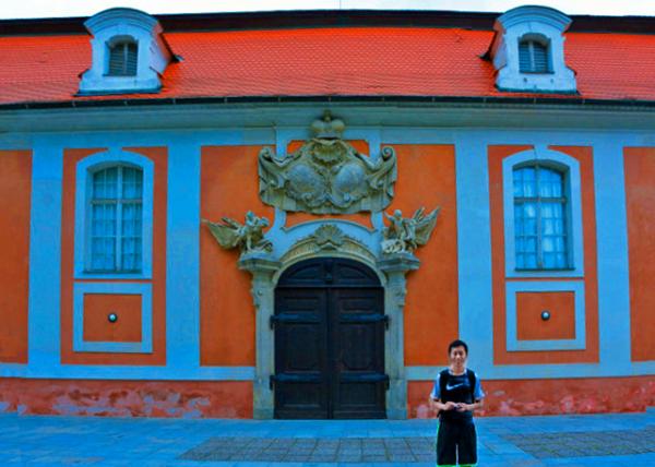 2017-07-07_Castle Gardens_Riding School ����ѧУ-10001.JPG