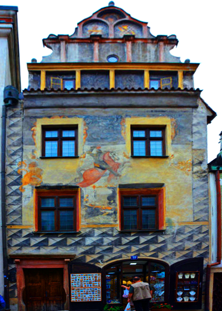 2017-07-07_Rozenberg Horse House, Featuring a Renaissance-style Gable w Vertical Cornices & Small Pillars-10001.JPG