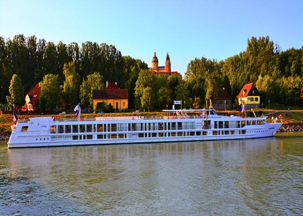 2017-07-08_Viking Ingvi_Melk Pier ά�����������ͣ����÷������ͷ0001.JPG