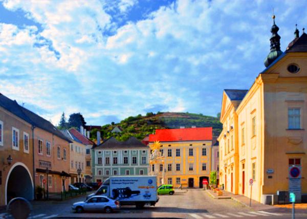 2017-07-08_Krems_Holy Trinity Column ����ķ˹����λһ��ʥ��0001.JPG