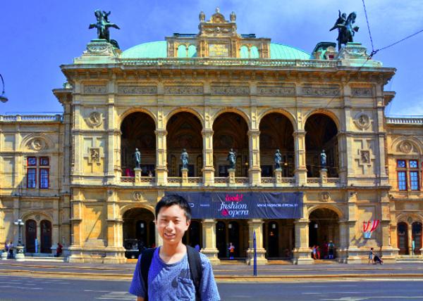 2017-07-09_Vienna State Opera Constructed in the Neo-Renaissance Style in 1869-10001.JPG