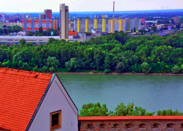 05_2017-07-10_Bldg_Apt in New Town0001.JPG
