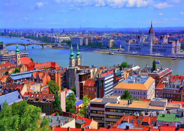 17_2017-07-11_Bridges-Hungarian Parliament Bldg ������������0001.JPG