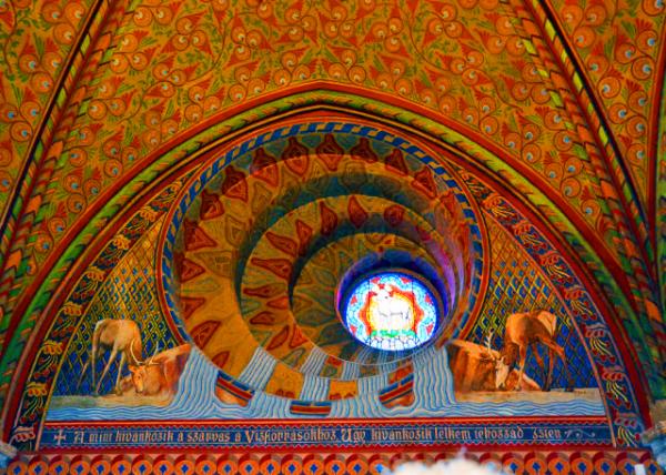 17_2017-07-11_Matthias Church_Round Window @ B��la Tower Bottom ؐ�����ײ��A�δ���-30001.JPG