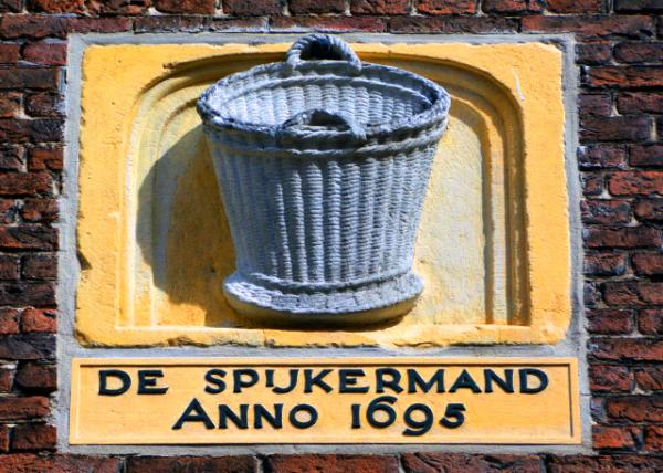 21_2017-08-15_Plaque on Old Green Market 2 @  Warmoesstraat ս���־���ɫ�г�2���Ҷ�0001.JPG