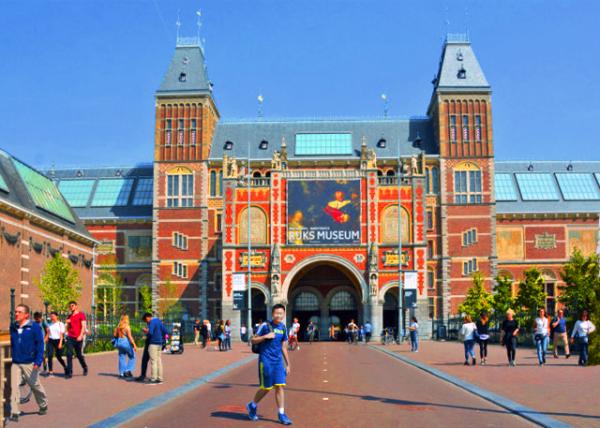 01_2017-08-14_Rijksmuseum_Façade ���Ҳ���ݡ����-30001.JPG