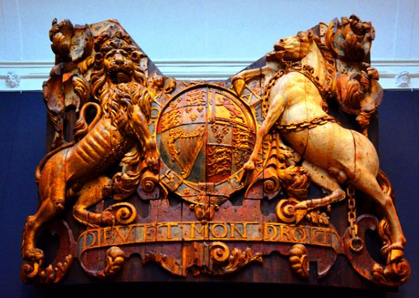 28_2017-08-14_Rijksmuseum_Stern Transom of English Flagship, the HMS Royal Charles Captured by the Dutch in 1667 during the Raid on the Medway0001.jpg