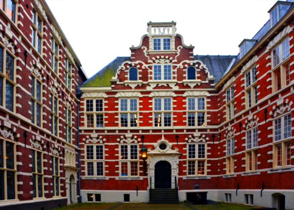 29_2017-08-15_Univ of Amsterdam ��ķ˹�ص���ѧ0001.JPG