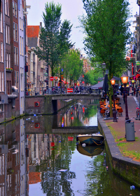 08_2017-08-15_Street_Oudezijds Voorburgwal in Red Light District �t��^��ǰ���ȳ��\��0001.JPG